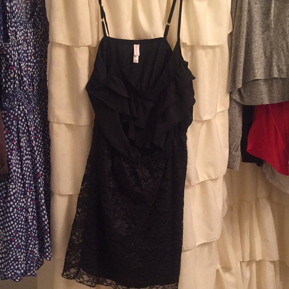 Little black flowy dress - Picture 1 of 1